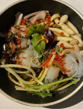 <p>Vegan Noodle Salad</p>