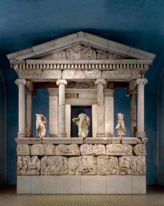 <p>Nereid monument overview</p>