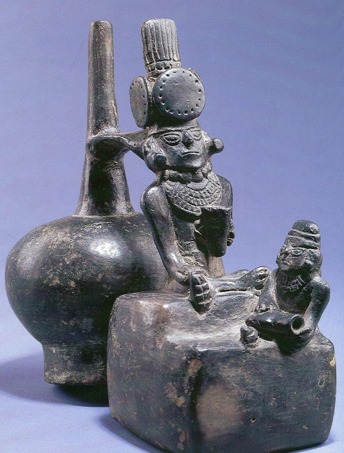 <p>Vase à deux corps et anse en pont</p>