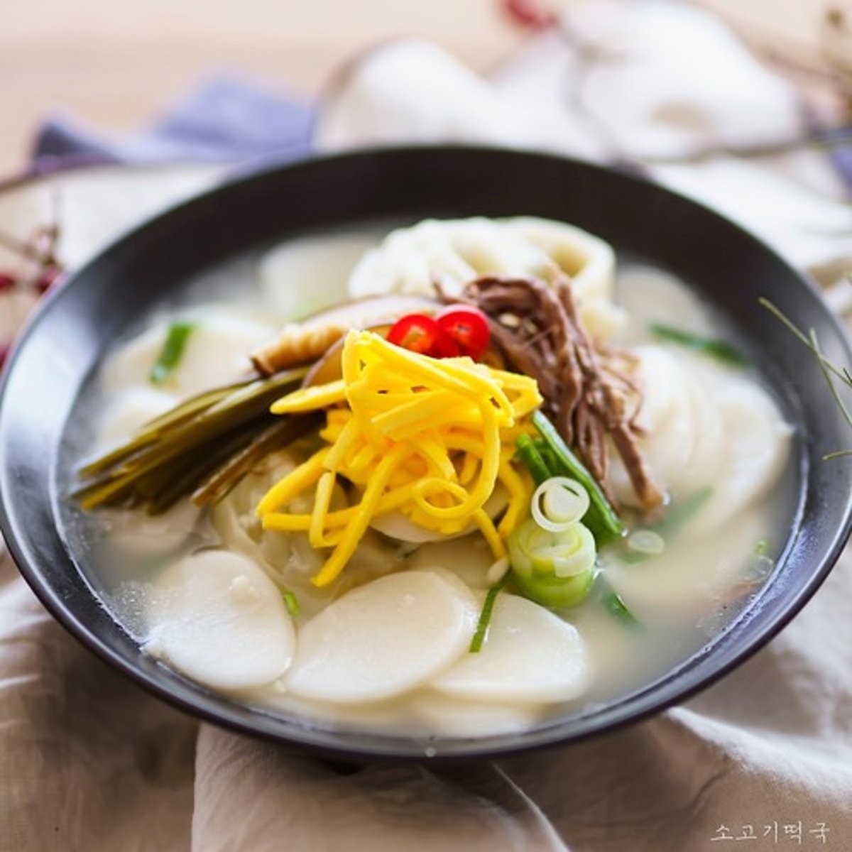 <p>sopa de pasta de arroz para año nuevo</p>