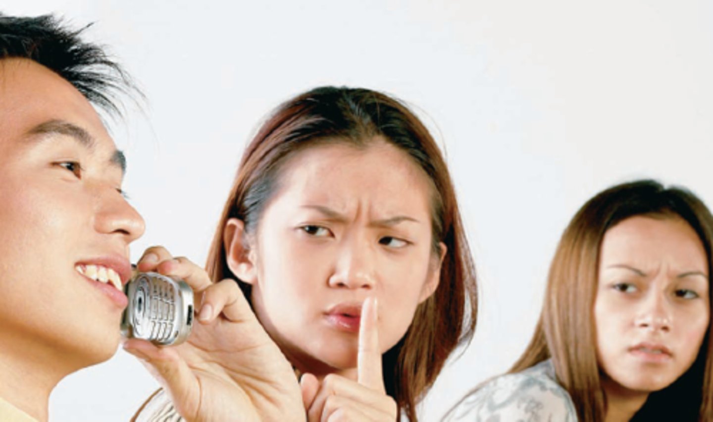 <p>A Japanese culture-specific syndrome characterized by an intense fear that one's body, body parts, or bodily functions give others a negative impression.</p>