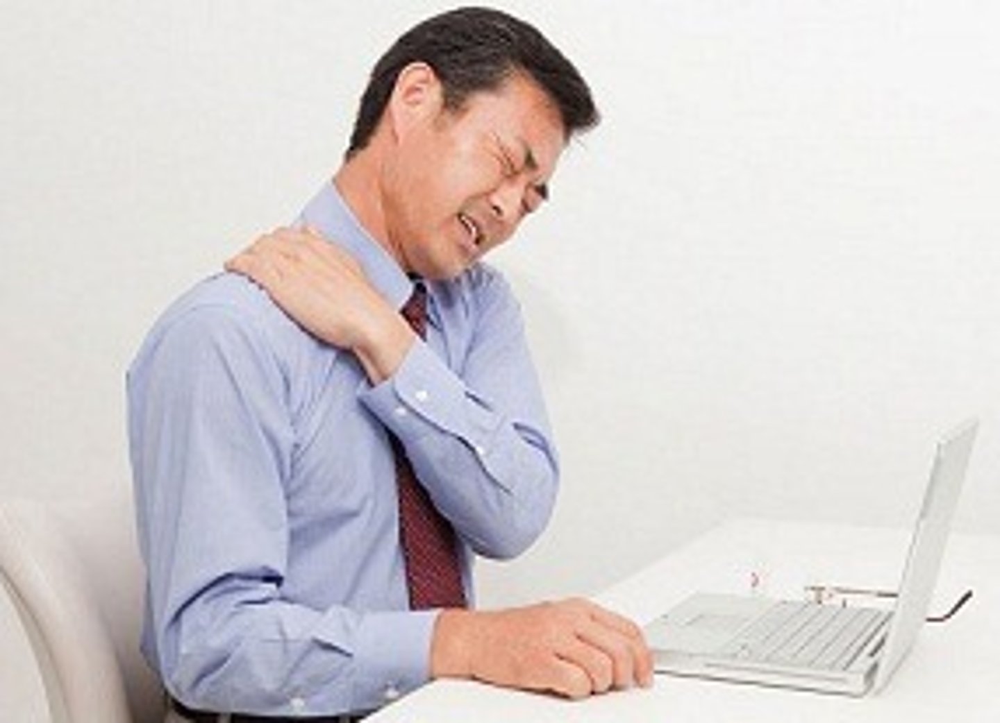 <p>(n) sự đau nhức</p>