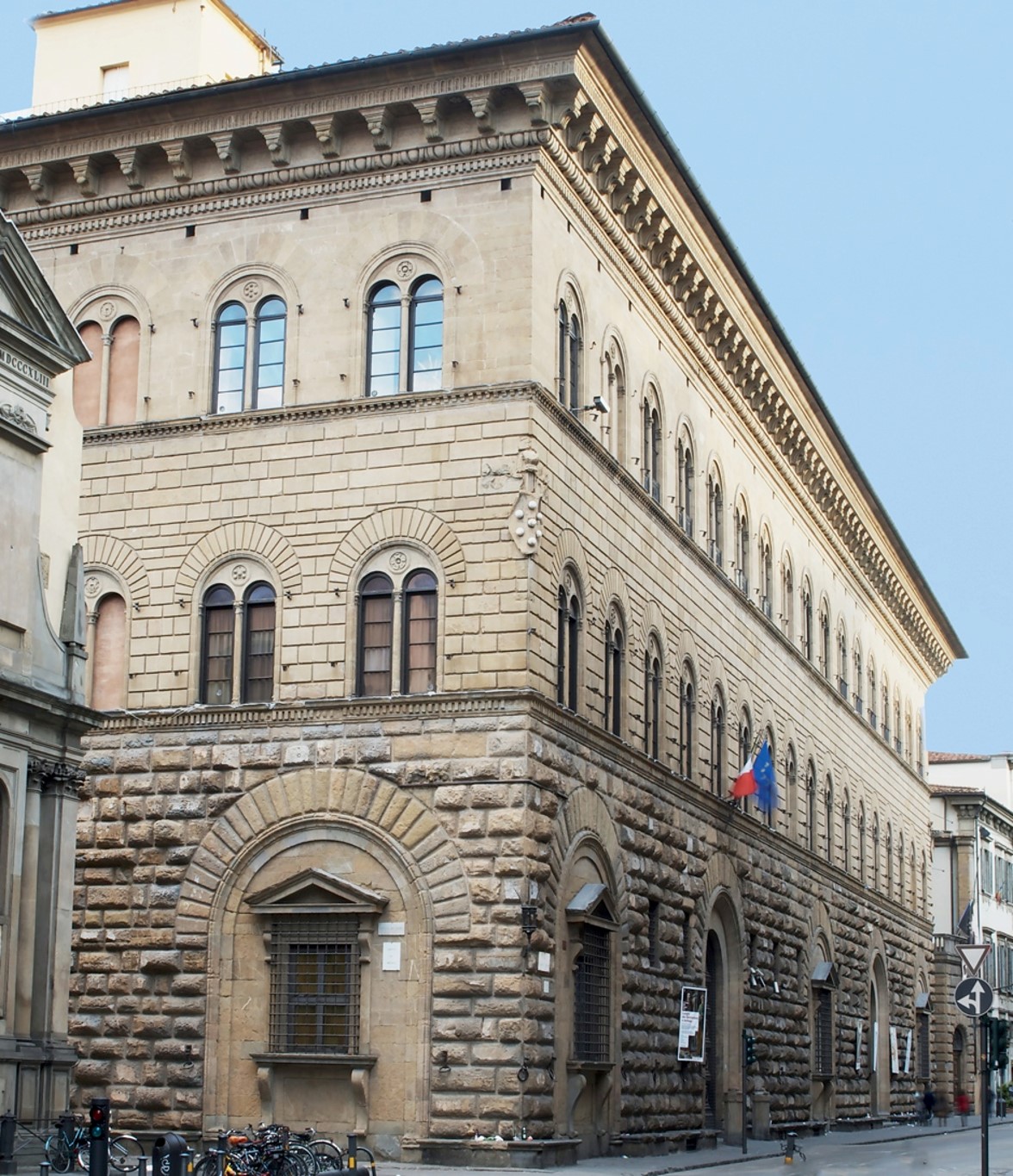 <p>Identify this building</p>