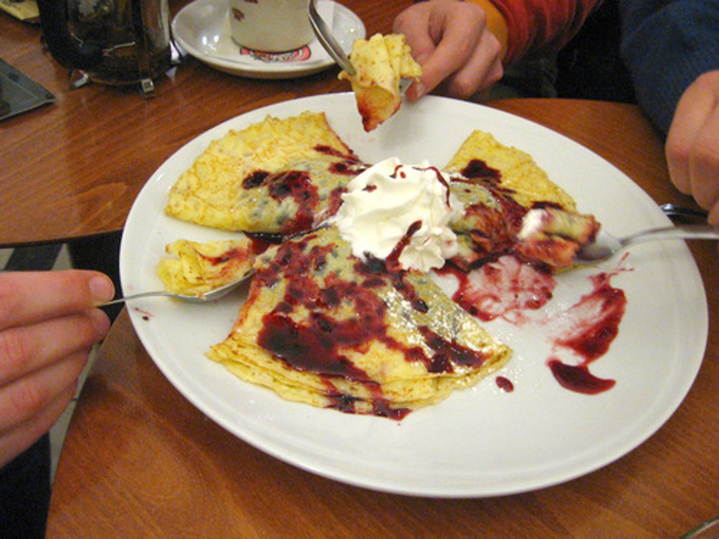 <p>to share</p>