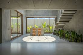 <p><span style="line-height: 115%;"><span>poured in place, pre-cast, popular in gothic structures</span></span></p>