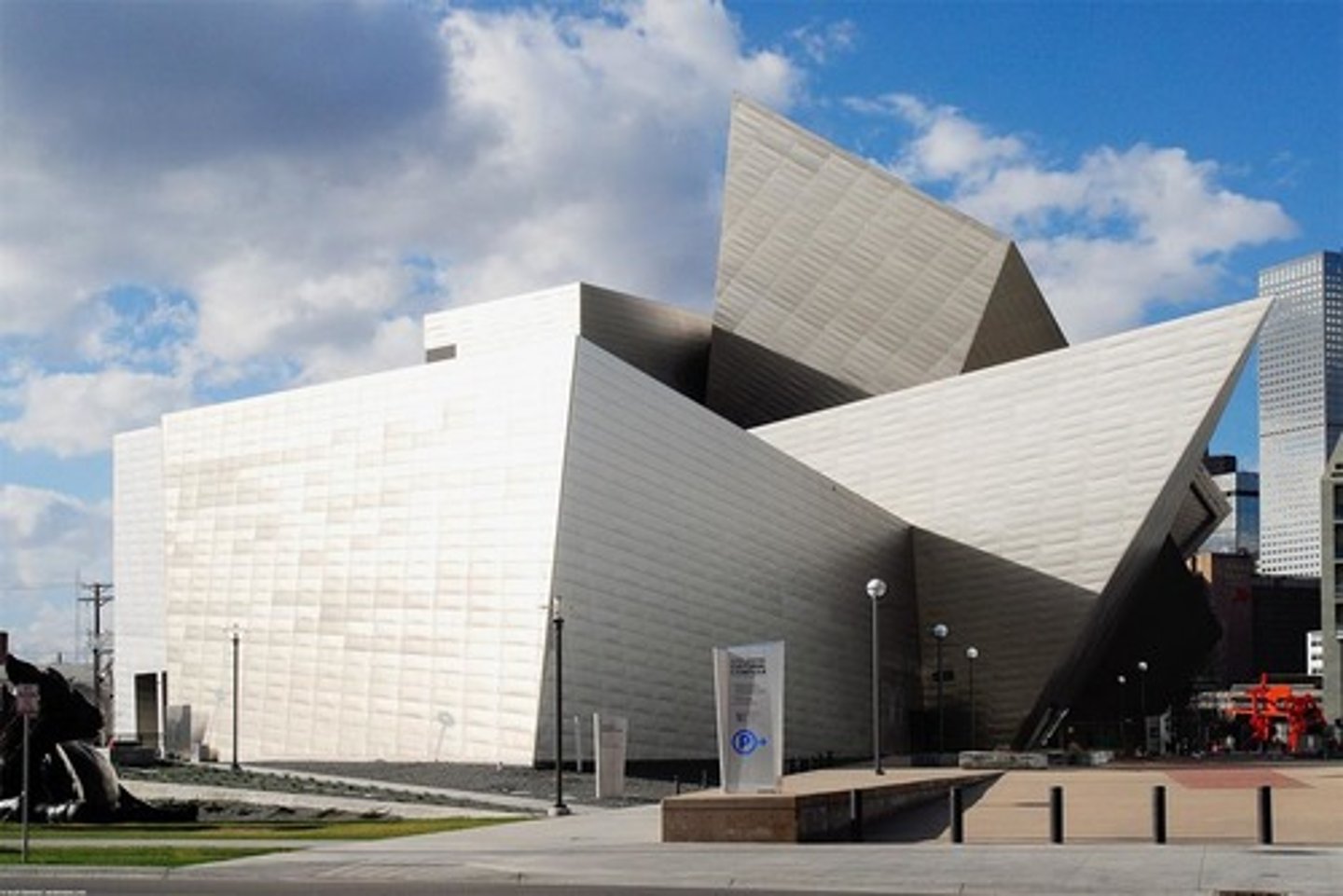 <p>Daniel Libeskind</p>