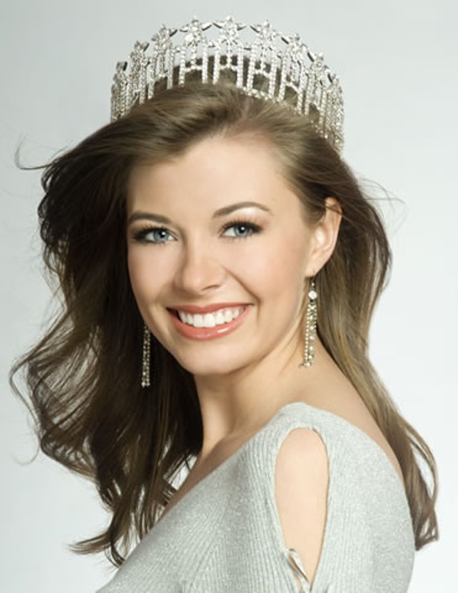 <p>beautiful, pretty</p>