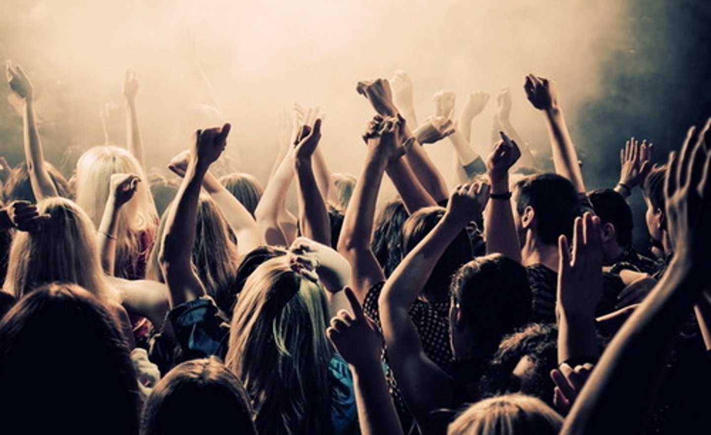 <p>tràn đầy nhiệt huyết</p>