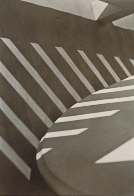 <p><span style="font-family: Calibri">Paul Strand</span></p>