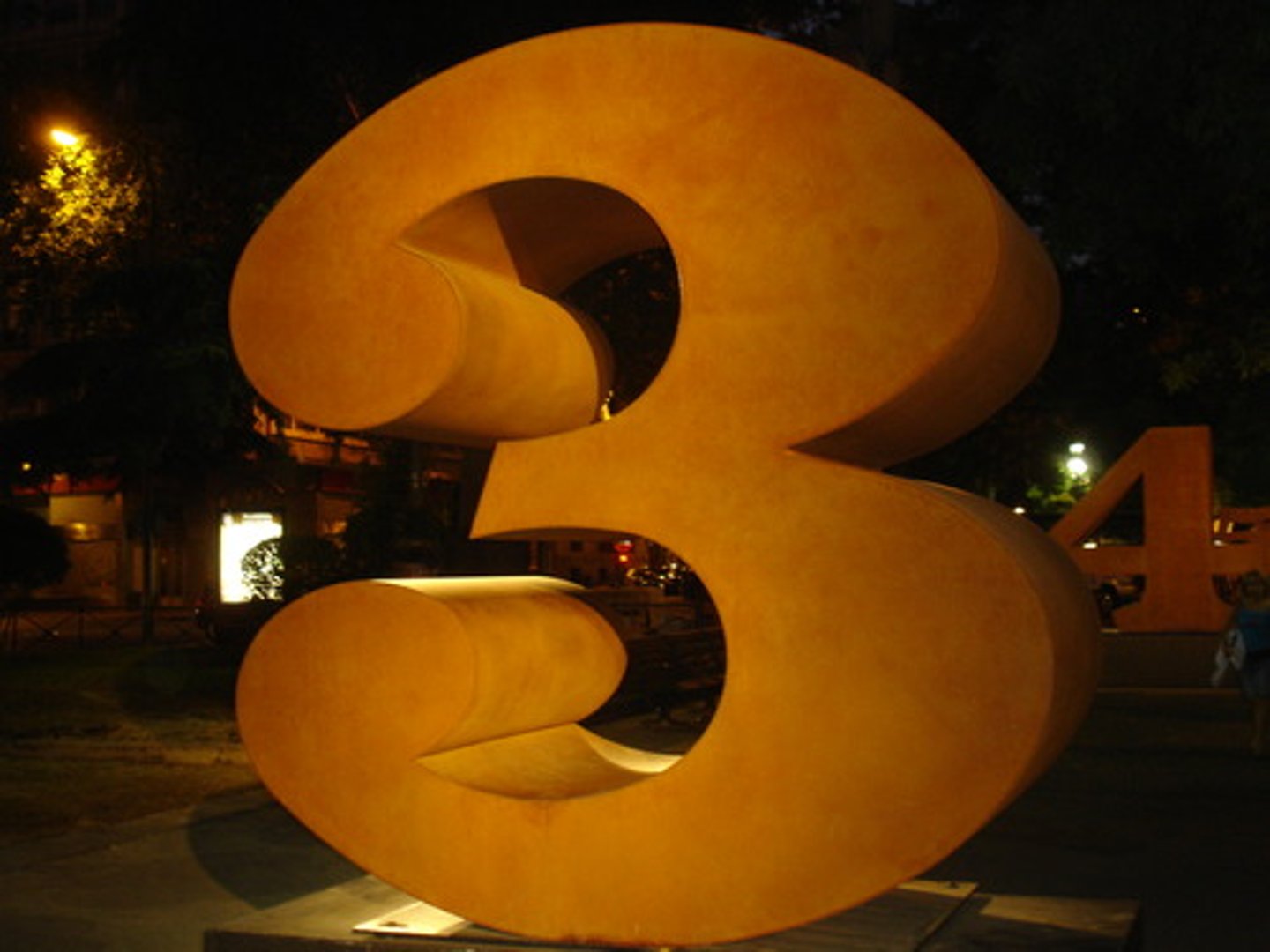 <p>tre (sino)</p>