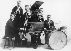 first jazz recording 1917 (Dixie Jazz Band One-Step and Livery Stable Blues)
