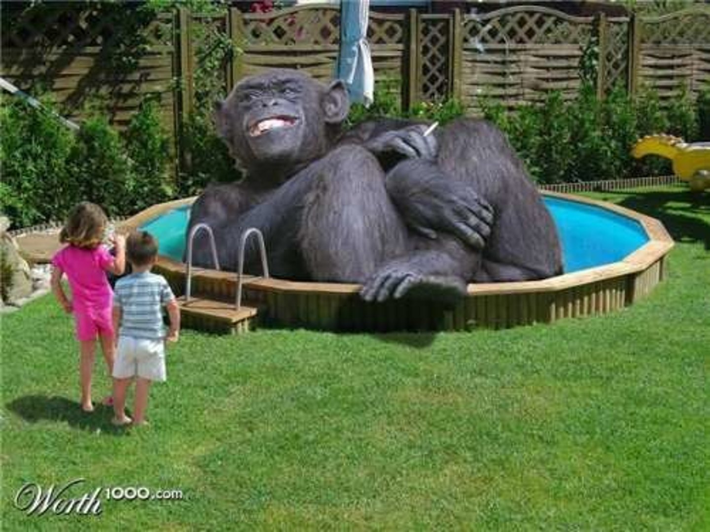 <p>/ˌdɪs.prəˈpɔːr.ʃən/ (n): Sự không cân xứng. [Syn: Imbalance, inequality] [Collo: A huge disproportion between...] [Ex: There is a disproportion between work and pay.]</p>