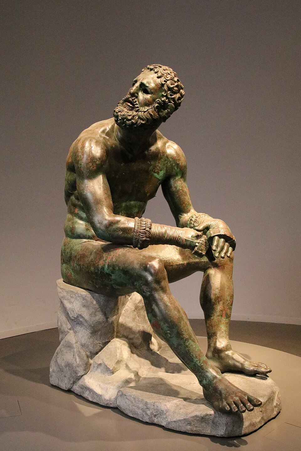 <p>Seated boxer</p><ul><li><p>Hellenistic Greek</p></li><li><p>c. 100 BCE </p></li><li><p>bronze</p></li></ul><p></p>