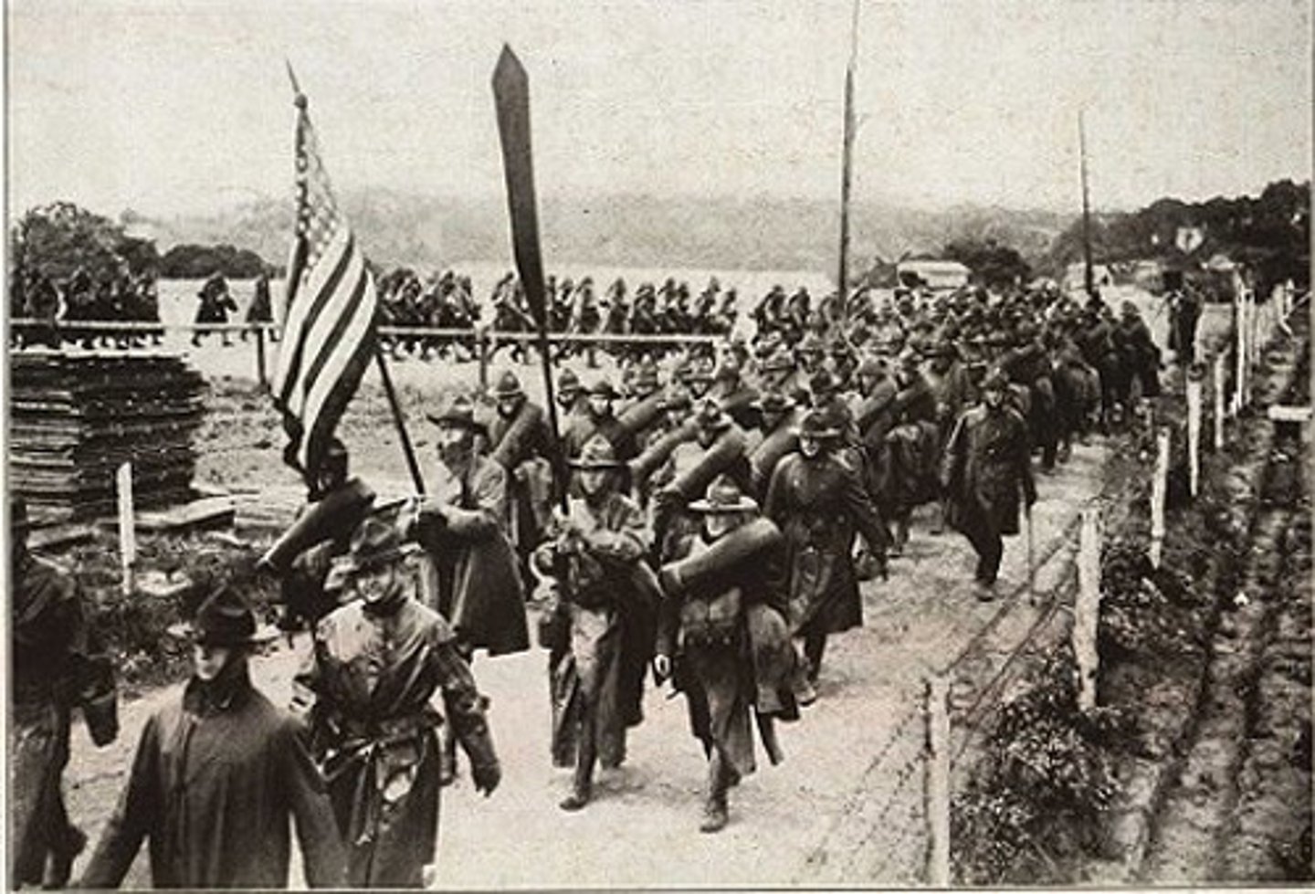 <p>About 2 million Americans went to France as members of this under General John J. Pershing. Included the regular army, the National Guard, and the new larger force of volunteers and draftees and they served as individuals</p>