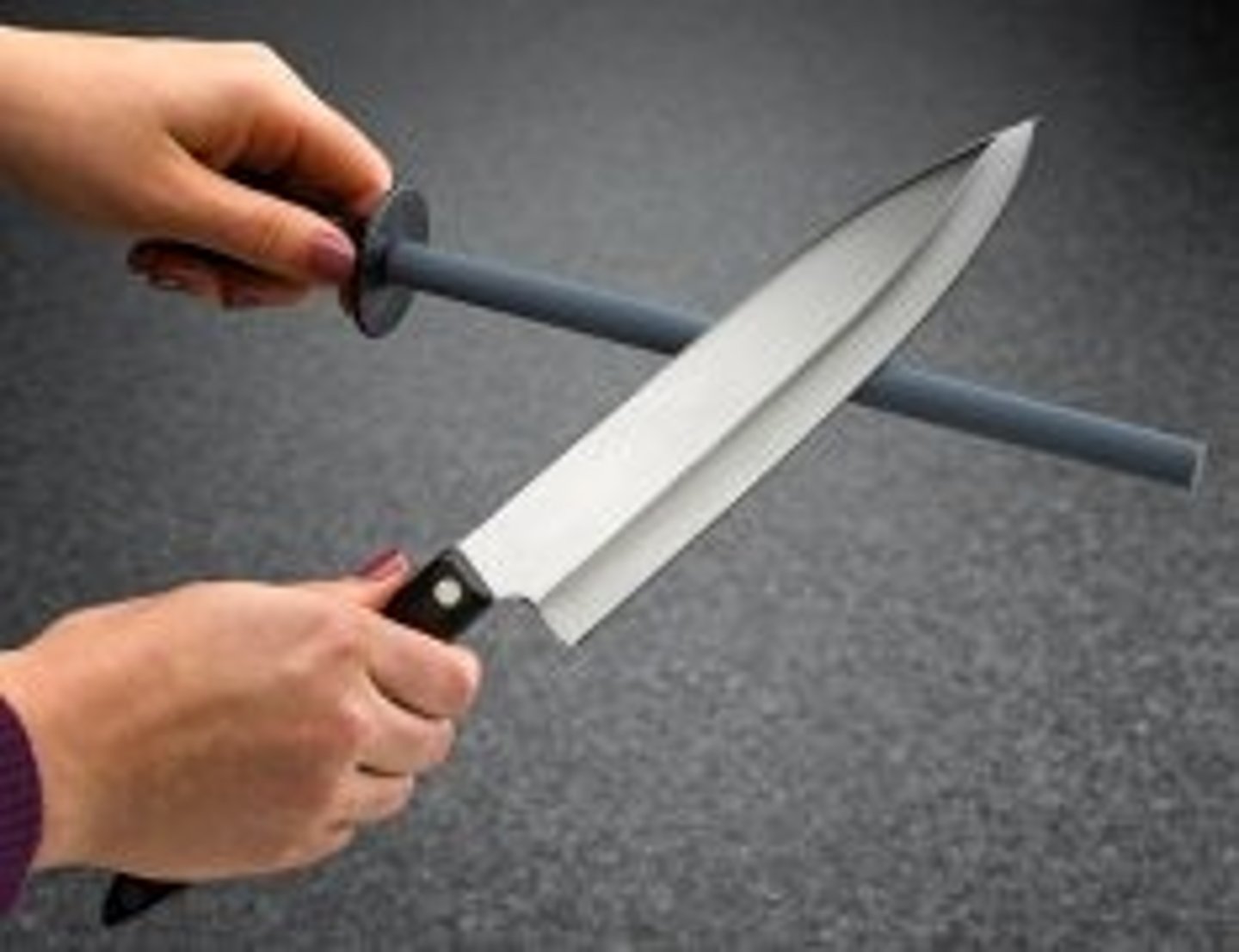 <p>When performing knife maintenance, this steel helps remove broken pieces and realign the remaining ground edges. It looks like a short sword with a round blade.</p>