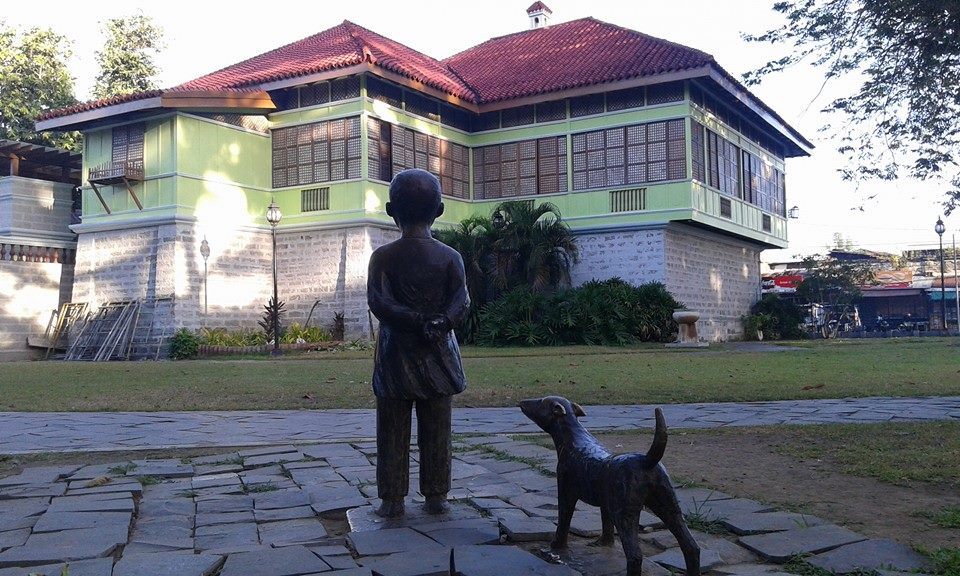 <p>Rizal Shrine (Laguna)</p>