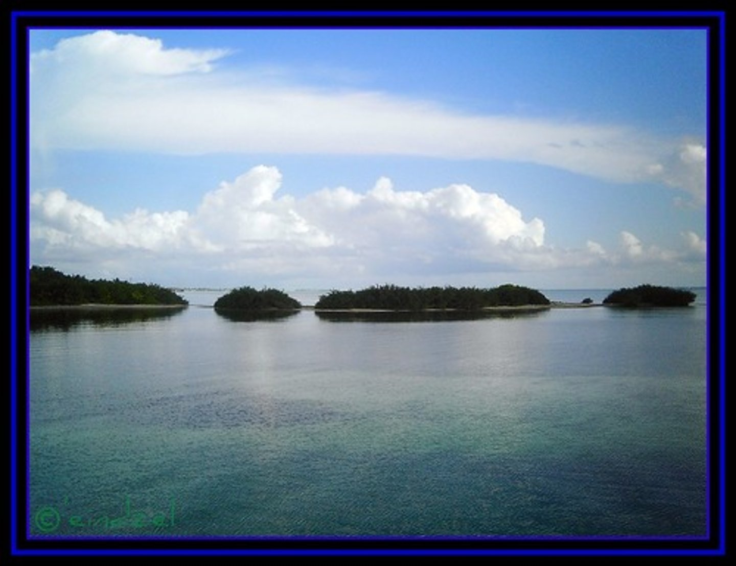 <p>спокійне море</p>