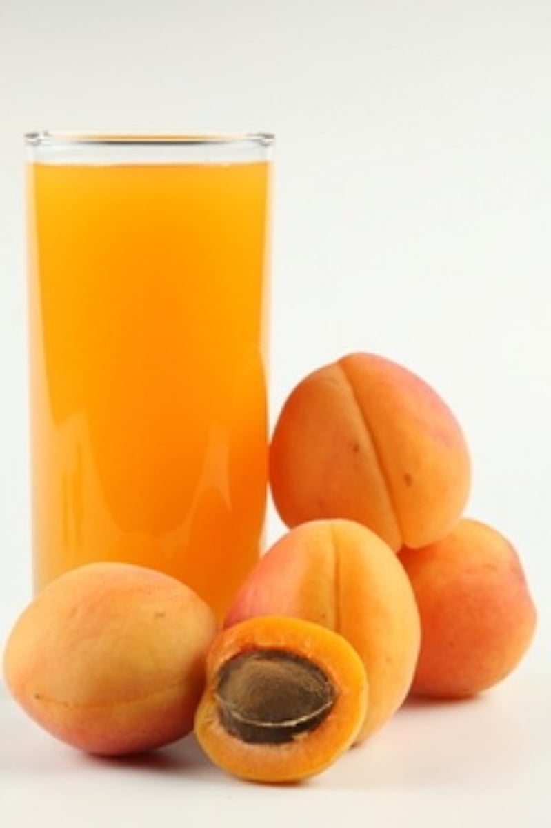 <p>apricot juice</p>