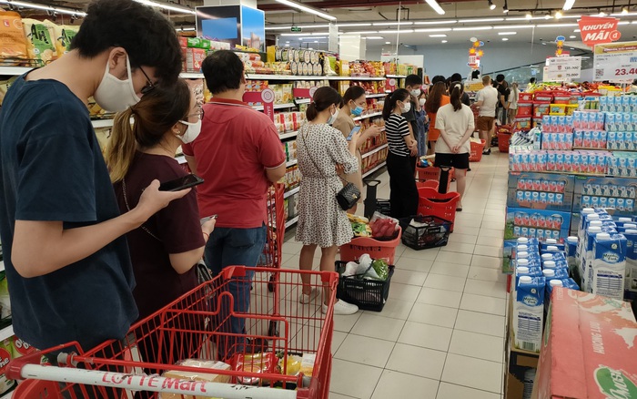 <p>Wait in line at the grocery store</p>