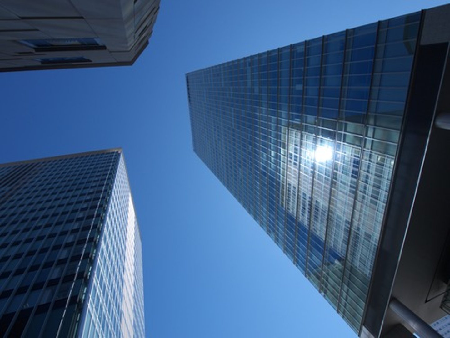 <p>skyscraper ("scratches skies")</p>