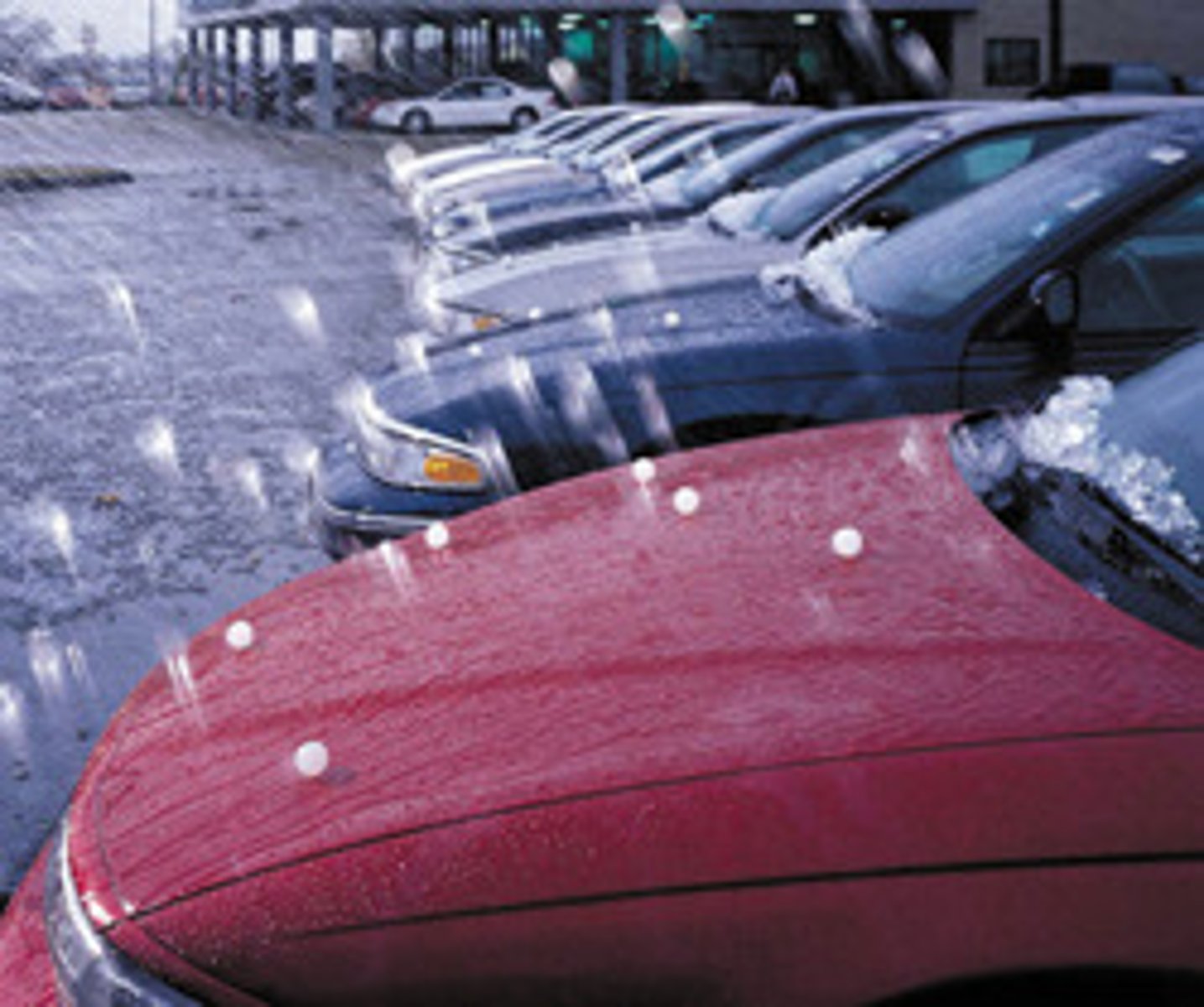 <p>to hail (weather)</p>
