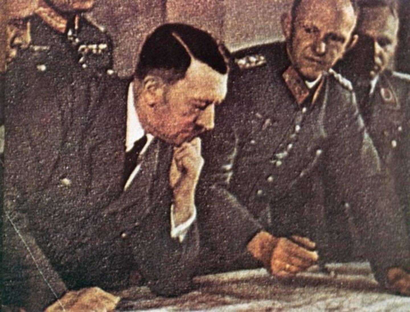 <p>Plan in advance (foresee, intend)</p>