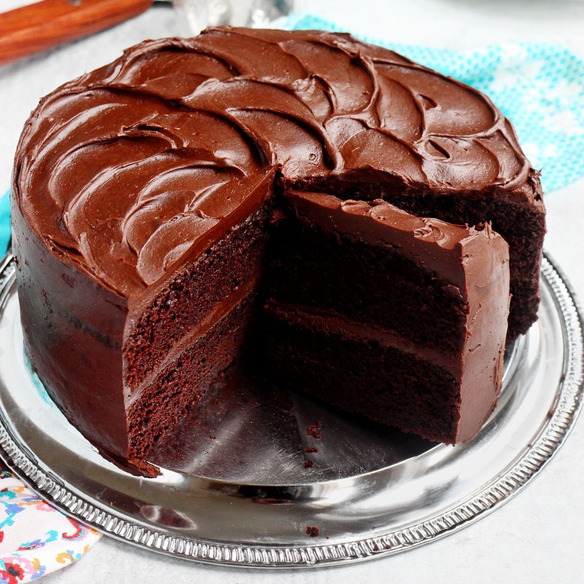 <p><span style="color: red">CAKE</span></p>