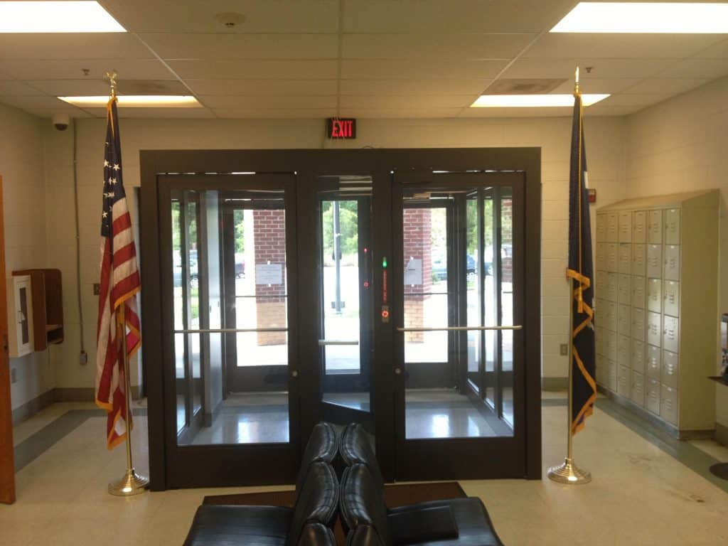 <p>Small room allowing orgs to control access through an area</p><ul><li><p>First door must be closed before the second door may open</p></li><li><p>May need a pin/badge/passcode to unlock door</p></li></ul>