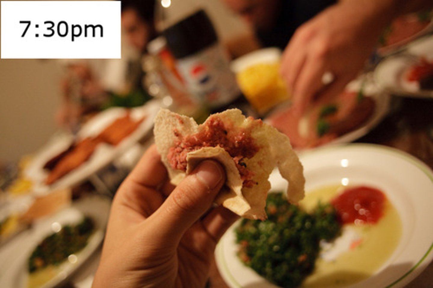<p>meal (to have a meal)</p>