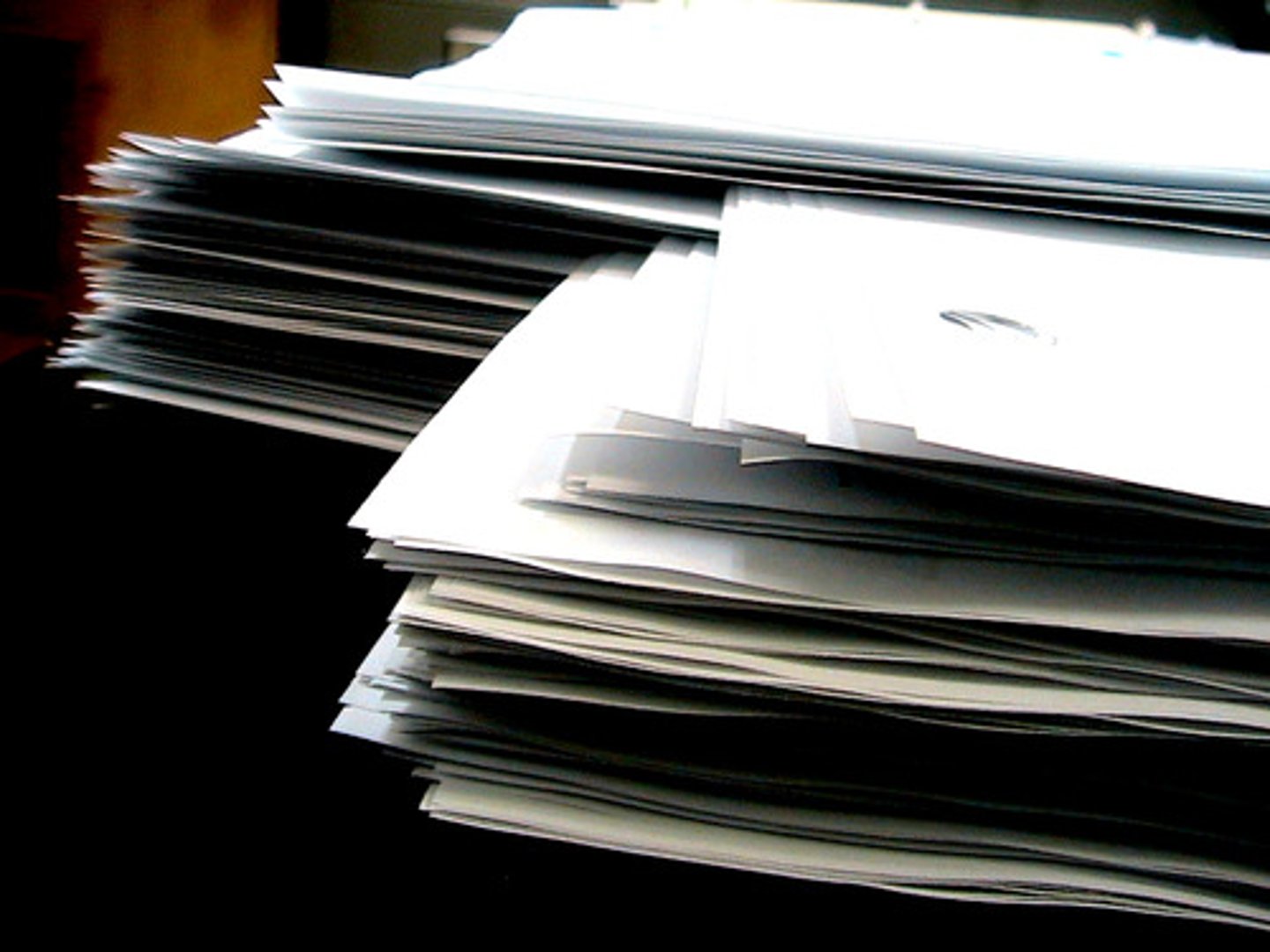 <p>I recycle paper</p>