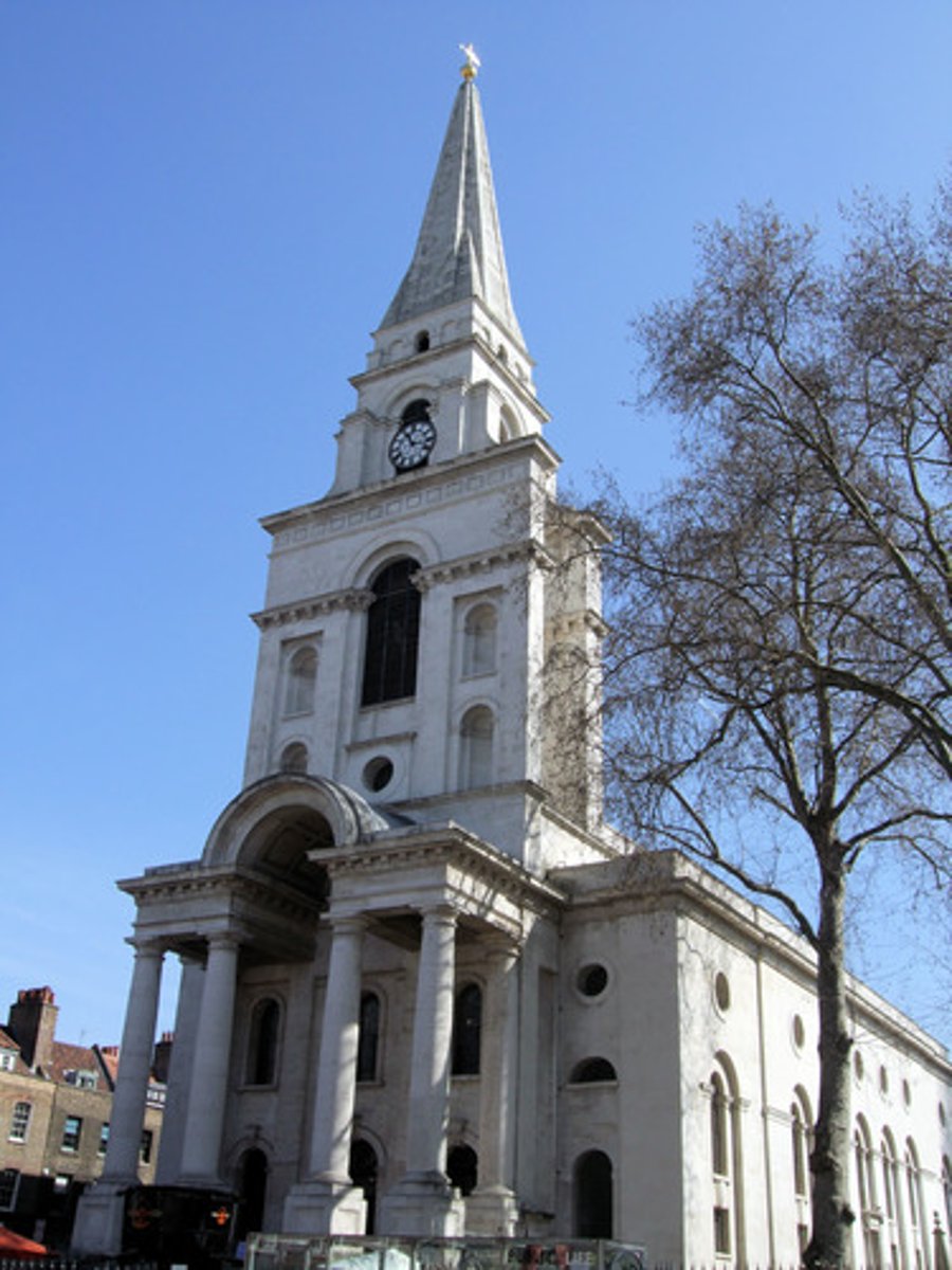 <p>Made by Nicholas Hawksmoor between 1714-1729</p>