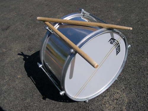 snare drum in samba music