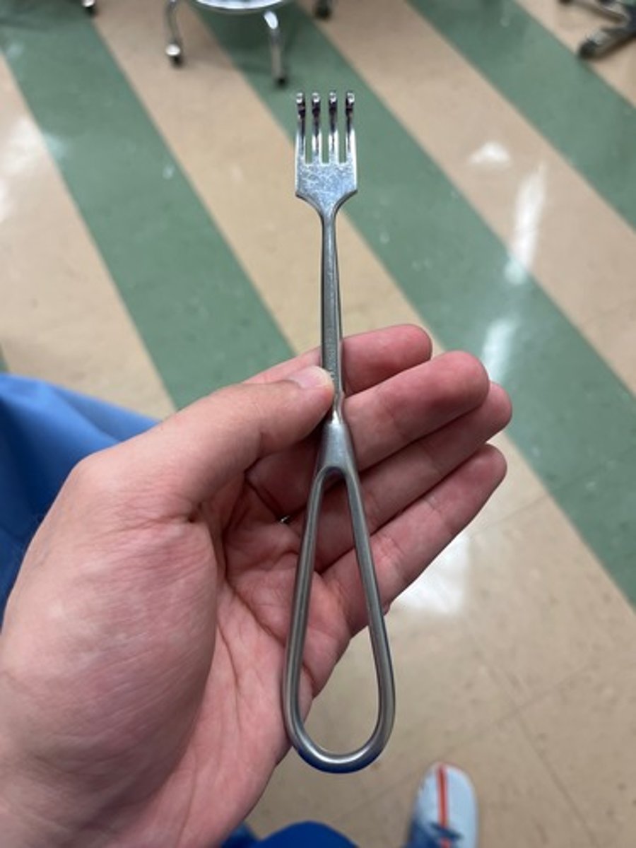 <p>Smooth handle; Both sharp and dull; exposing Superficial wounds; handheld</p>