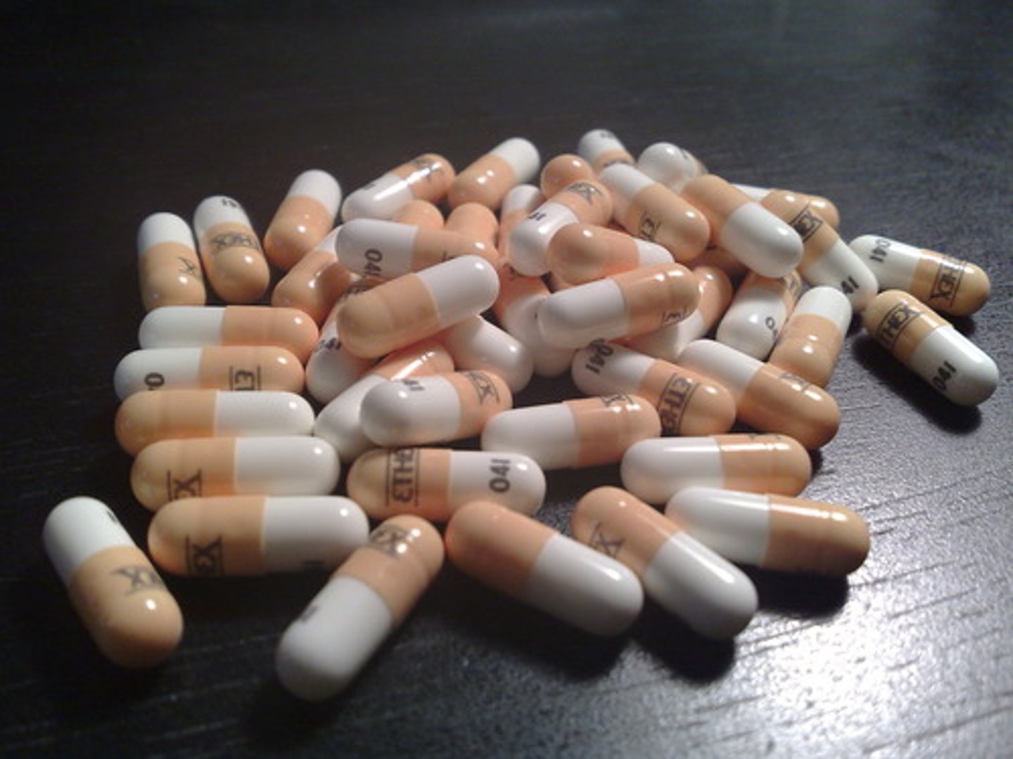 <p>inert substance; a treatment that has no known effects</p>