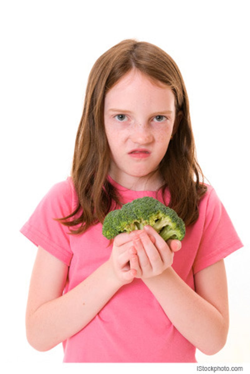 <p>to hate</p>