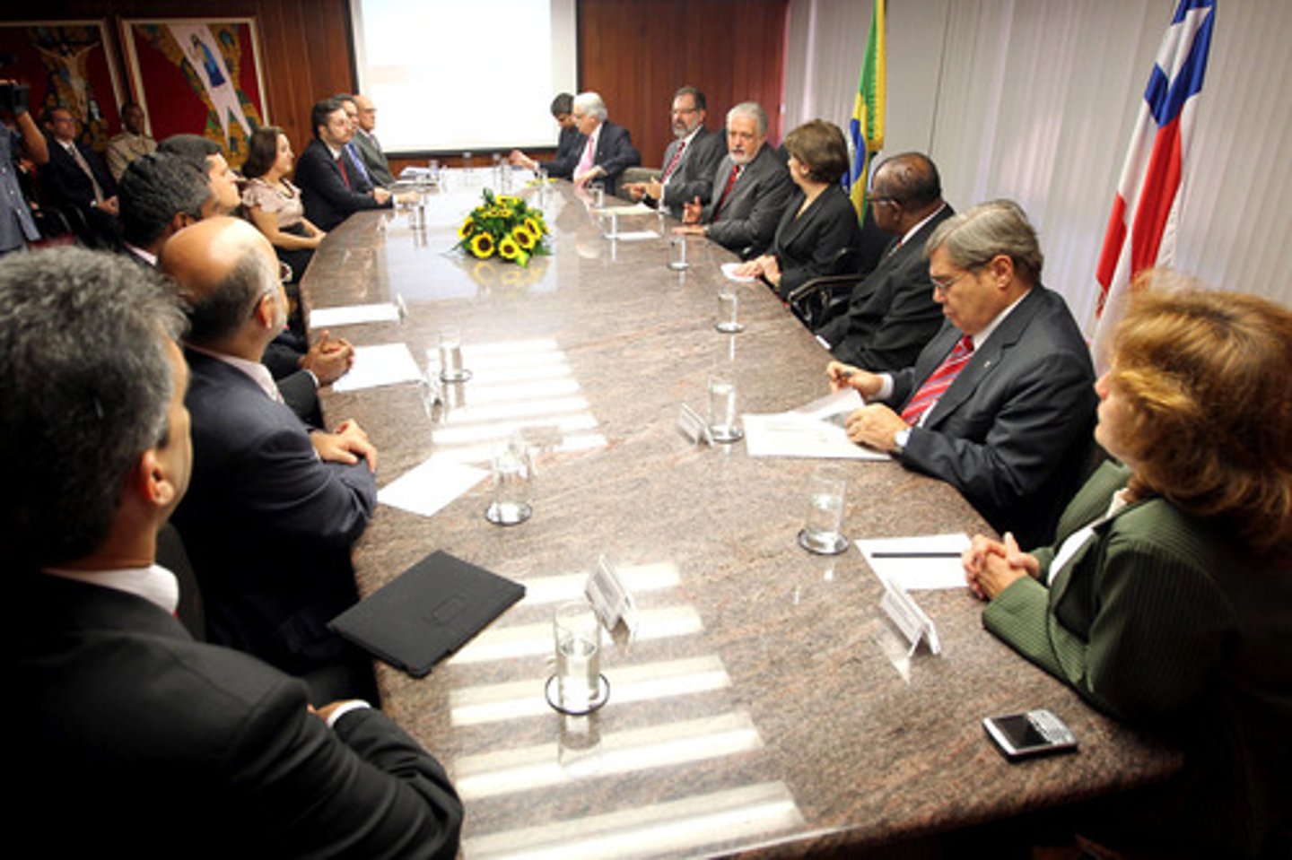 <p>Order of business; program of a business meeting</p>
