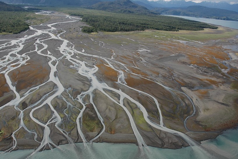 <ul><li><p>accumulation of sediment deposited by a river at its entrance into a basin</p><ul><li><p>at the bottom, there is sediment deposition</p></li></ul></li></ul>