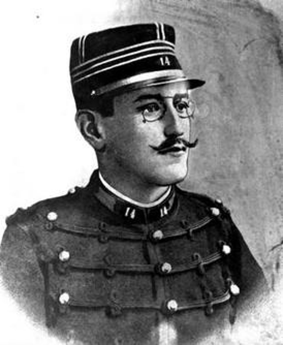 <p>This french Jewish captain was falsely accused for spying for the Germans</p>