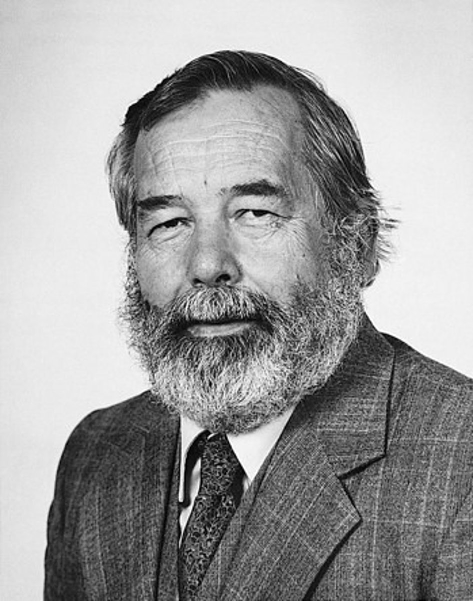 <p>He along with Robert Koelling studied taste aversion in 1966 while researching the effects of radiation on laboratory rats. Noticed the laboratory rats started to avoid drinking the water from plastic bottles in the radiation chambers. Realizing the rats might be associating the plastic-tasting water with the sickness experienced from radiation, the researchers designed an experiment to test their hypothesis. Primary researcher with Taste Aversion.</p>