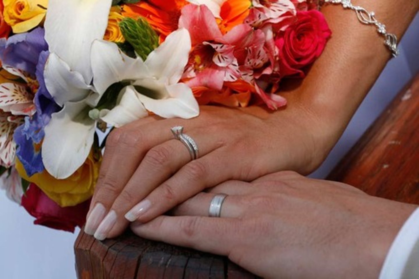 <p>to marry/ wed</p>
