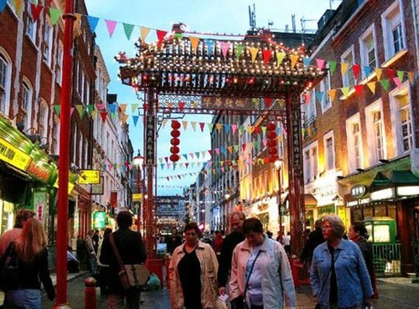 <p>A place with a high concentration of an ethnic group that is distinct from those in the surrounding area</p>