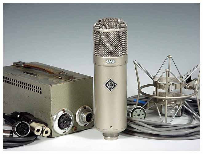 <p><span>U-47; large-diaphragm cardioid condenser microphone</span></p>