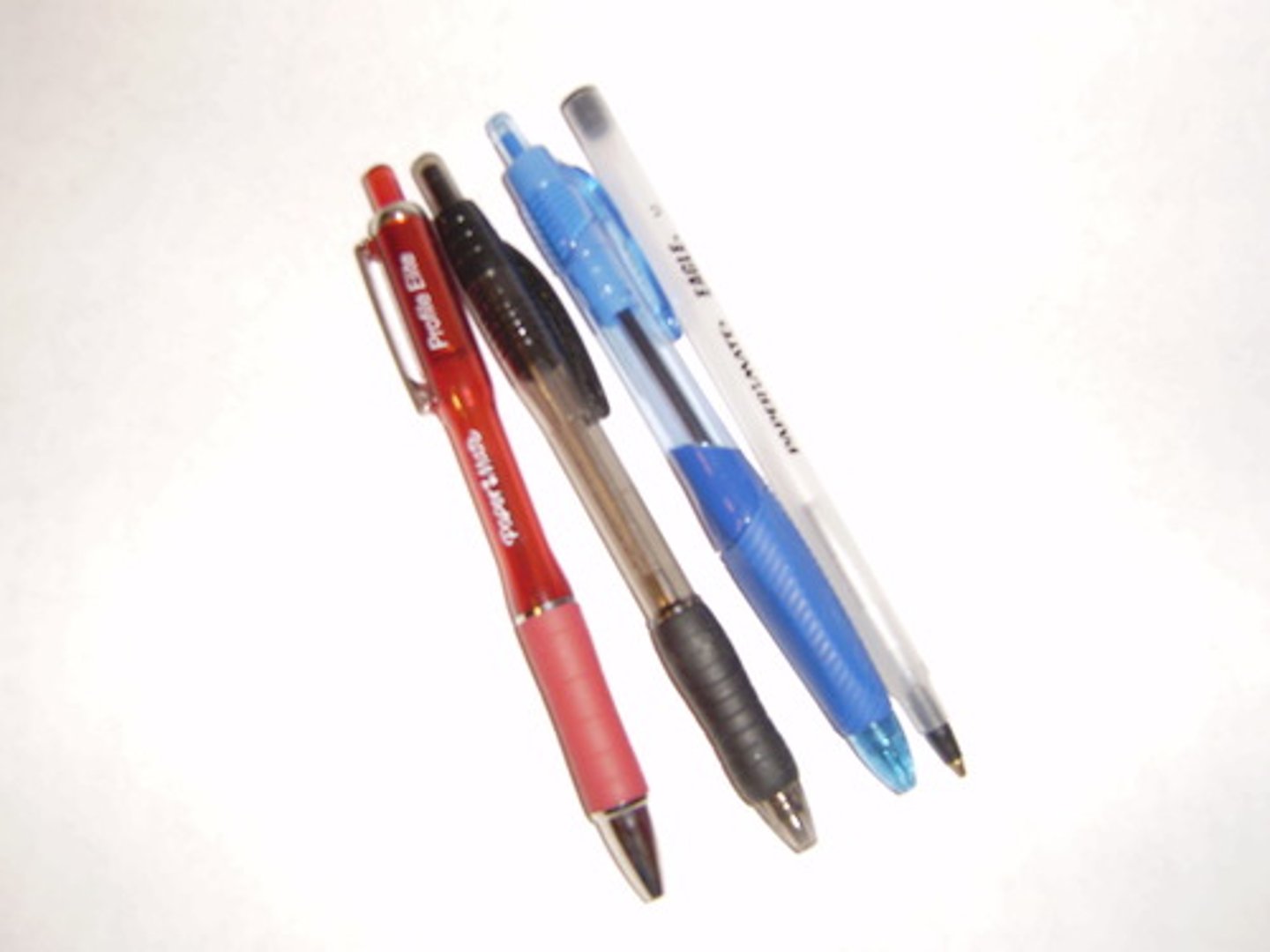<p>bĭ</p><p>pen</p>