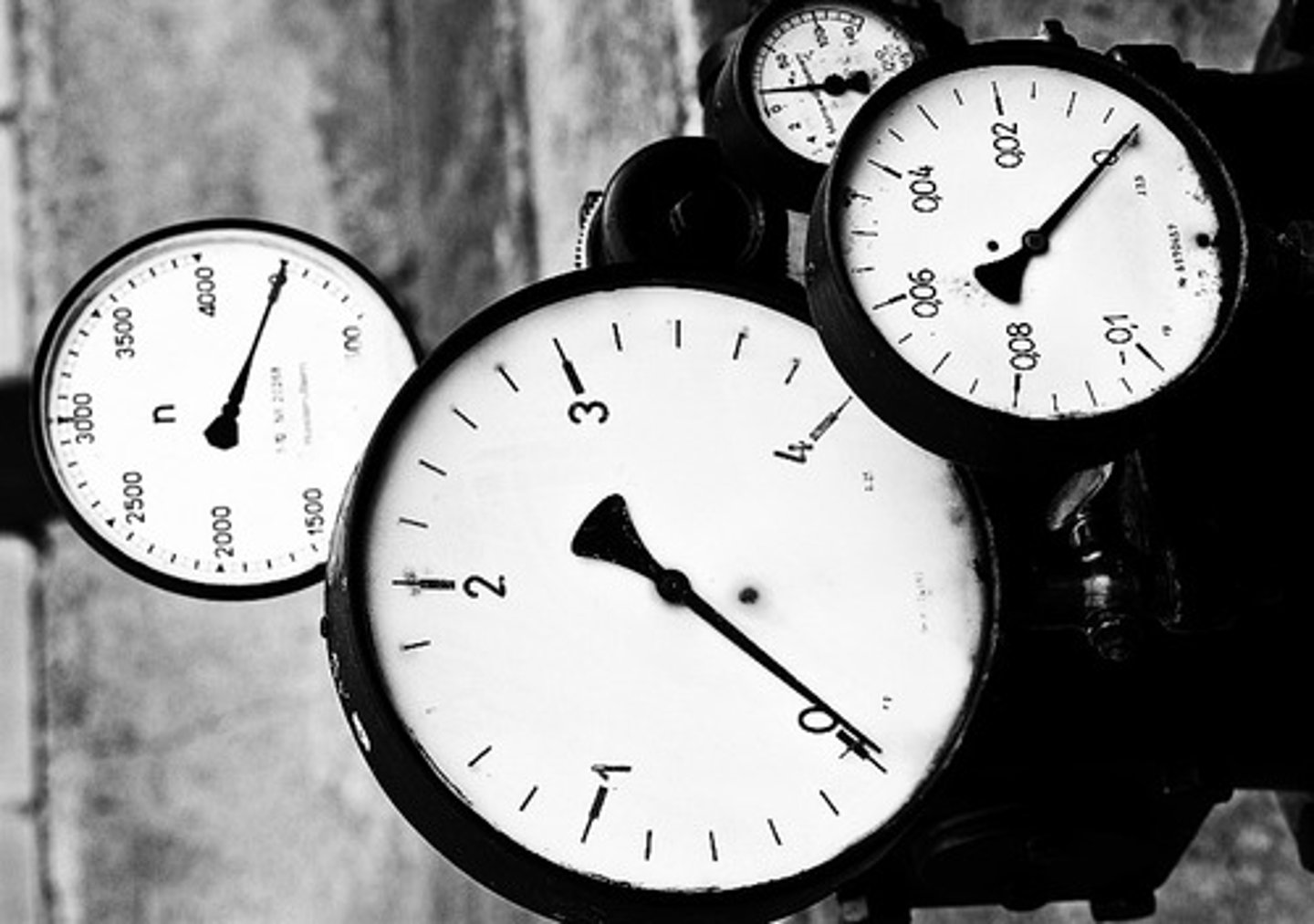 <p>The temperature at which particles have zero kinetic energy. That is, particles stop moving. Its equal to -273 degrees Celsius.</p>