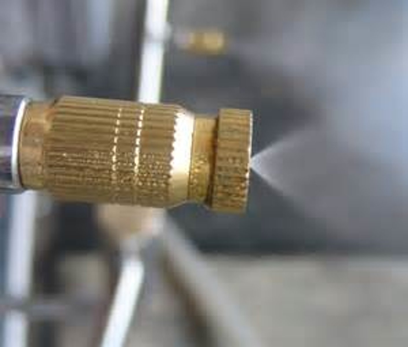 <p>Mists newly propagated plants</p>