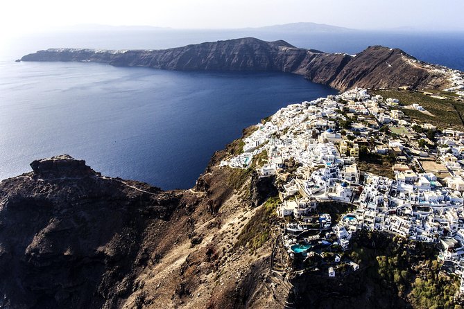 <p>Bay in Greece made from a collapsed volcano</p>