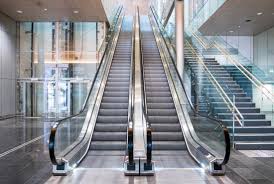 <p>escalator (n): ​ជណ្តើរយន្តដើរ</p>