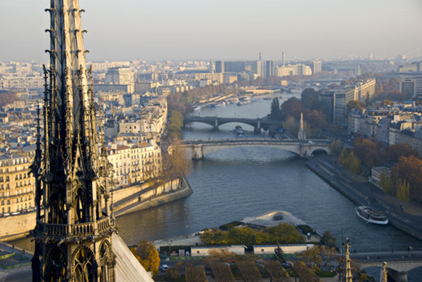 <p>un fleuve</p>