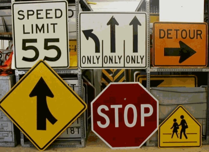 <p>traffic signal</p>