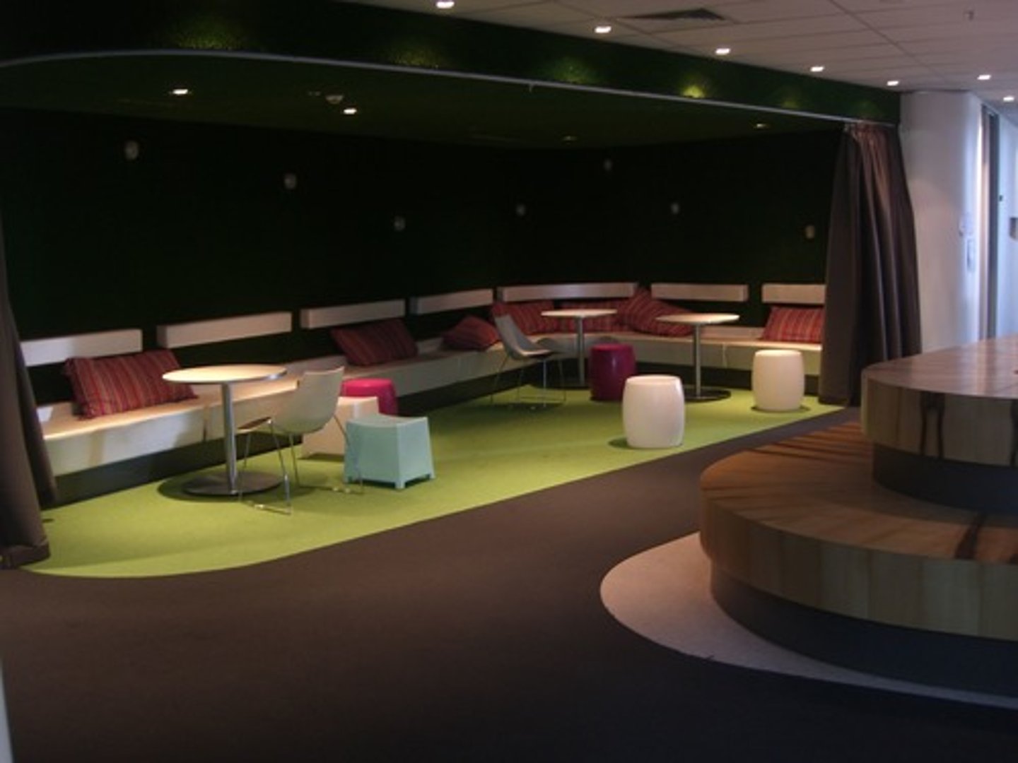 <p>phòng nghỉ</p>